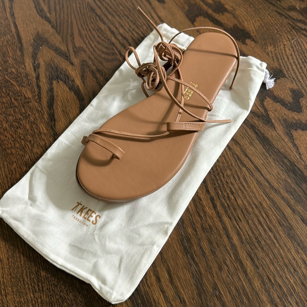 TKEEKS Jo Lace up sandal in Hazelton Size 7